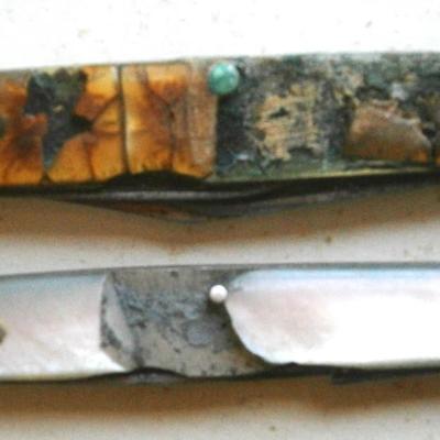 (2) Vintage Pocket knives