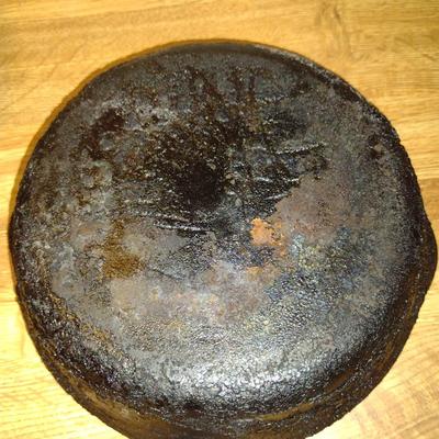 Pair of Cast Iron Skillets- Approx 9 1/2" Square and 8" Round