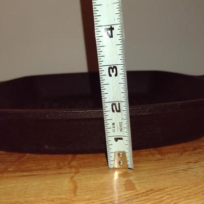 Lodge 10 1/2" Cast Iron Grilling Pan