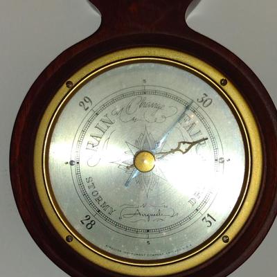 Vintage Airguide Banjo Combination Thermometer, Barometer, Hygrometer Wooden Wall Hanging