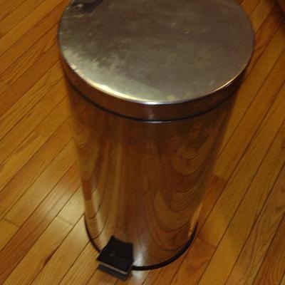 Stainless Steel Cylindrical Waste Can with Foot Pedal