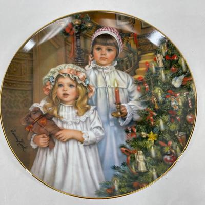 Vintage Indian Summer Collector Plate