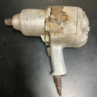 Central Pneumatic 3/4” Reversible Impact Wrench