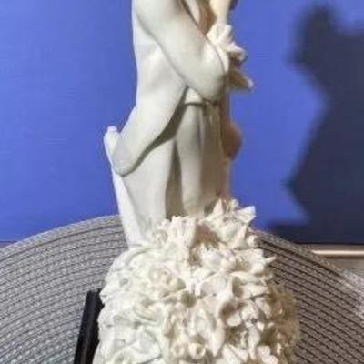 Vintage Guisseppe Armani's Girl w/Flower Cart Alabaster/Marble Figurine 10" Tall in VG Preowned Condition as Pictured.