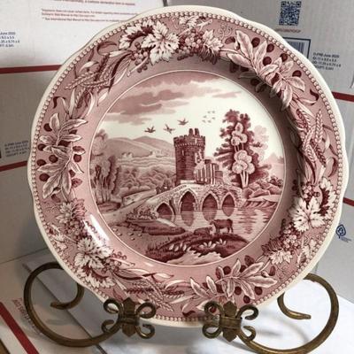 Lucano by Spode Archive Collection Traditions Series Pink Red Transferware Dinner Plate 10.5in Diameter in VG Condition.