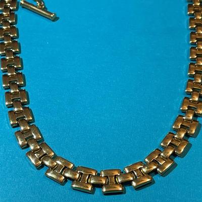 Vintage Mid-Century 30" Gold-tone Fashion Necklace in VG Preowned Condition.