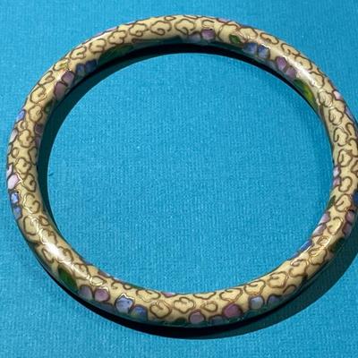 Vintage Asian Cloisonne Fashion Bracelet 1/4" Wide in VG Preowned Condition.