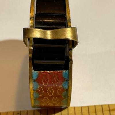 Vintage Asian Cloisonne Magnifying Glass (Strong Power) in Fair-Good Condition as Pictured.