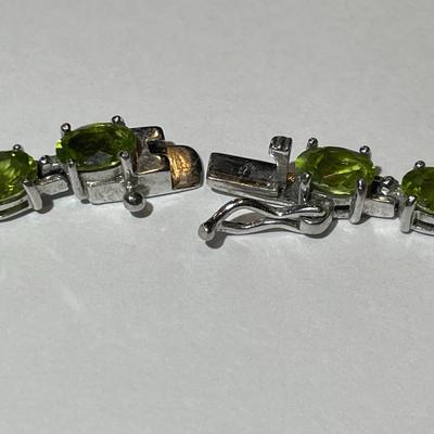 Stunning Sterling Silver .925 Peridot All-Around Stine Necklace 17.5" Long 34.8 Grams TW in VG Preowned Condition.