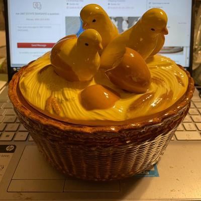 Vintage Ceramic Chicks Bowl 8" x 6.35" Tall w/Covered Lid as Pictured.