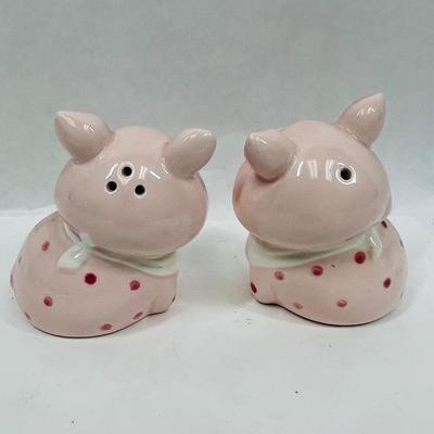 Vintage Ceramic Pink Pigs with Bibs Salt & Pepper Shakers