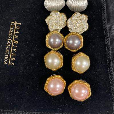 Joan Rivers 5 pairs of earrings