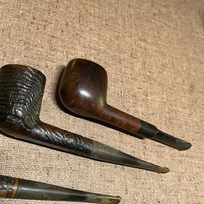 Collection of vintage tobacco pipes