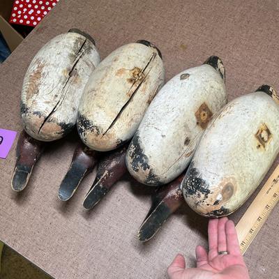 Lot of 4 matching Black & White Decoys