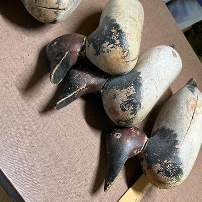 Lot of 4 matching Black & White Decoys