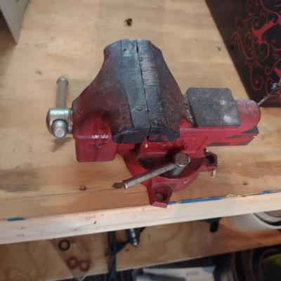 Sears 3 1/2" Vise