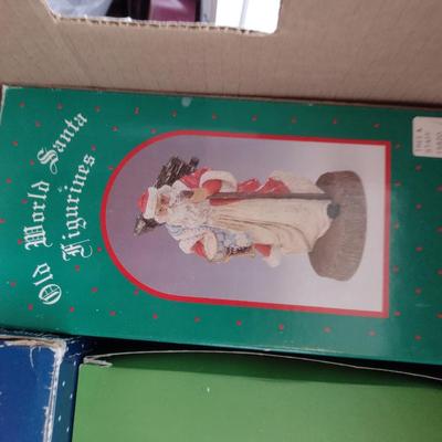 Collection of Seasonal/Holiday Decor