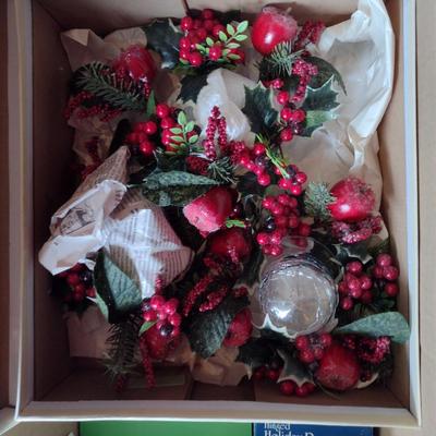 Collection of Seasonal/Holiday Decor