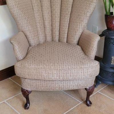 Gold/Burgandy wing chair