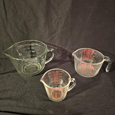 Pyrex, Anchor Hocking, & Duralex Mixing Bowls & Baking Supplies (K-JS)