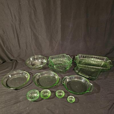 Martha Stewart Everyday Green Glass Bakeware (K-JS)