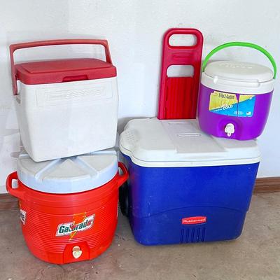 Set of 4 Ice Chests/Coolers