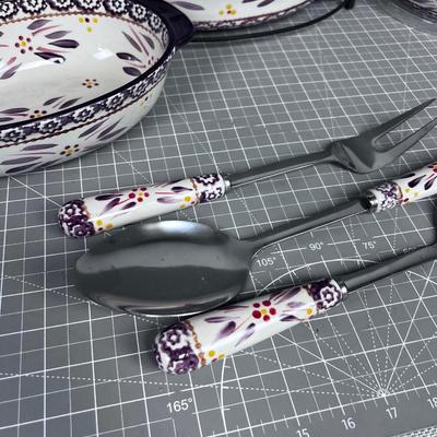 TEMPTATIONS Oval Casseroles and Serving Utensils, plus 1 Wire Cradle