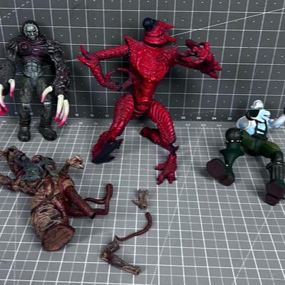 Graphic Novel Figurines