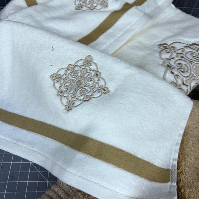 New Towel Lot