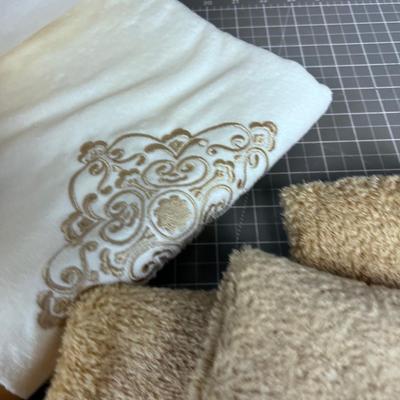 New Towel Lot