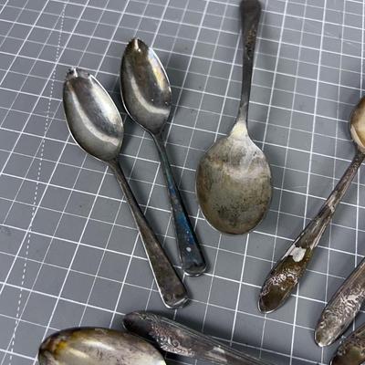 Silver Plated Teaspoons (8)
