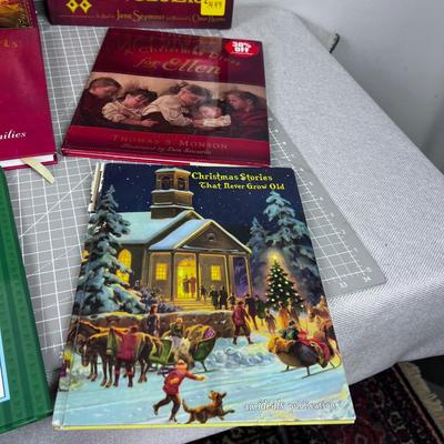 Children's Christmas Books, Some Vintage (9 Total)