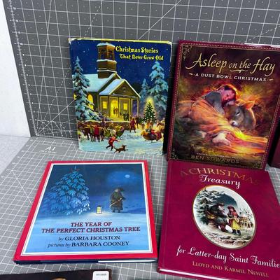 Children's Christmas Books, Some Vintage (9 Total)