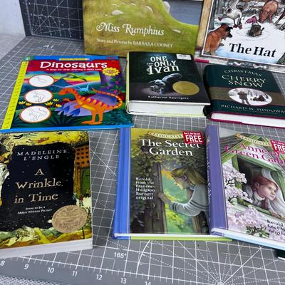 Stack of Children's Book, Various