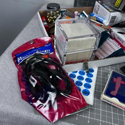Super OFFICE SUPPLY Box; Pens, Pencils, Cards