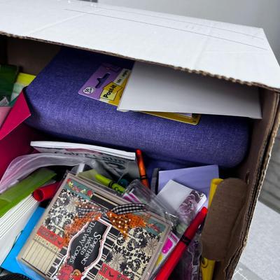 Super OFFICE SUPPLY Box; Pens, Pencils, Cards
