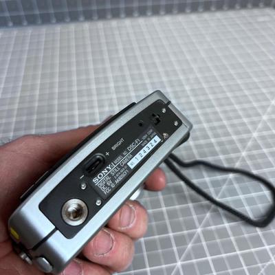 Sony Digital Still Camera DSC-F1