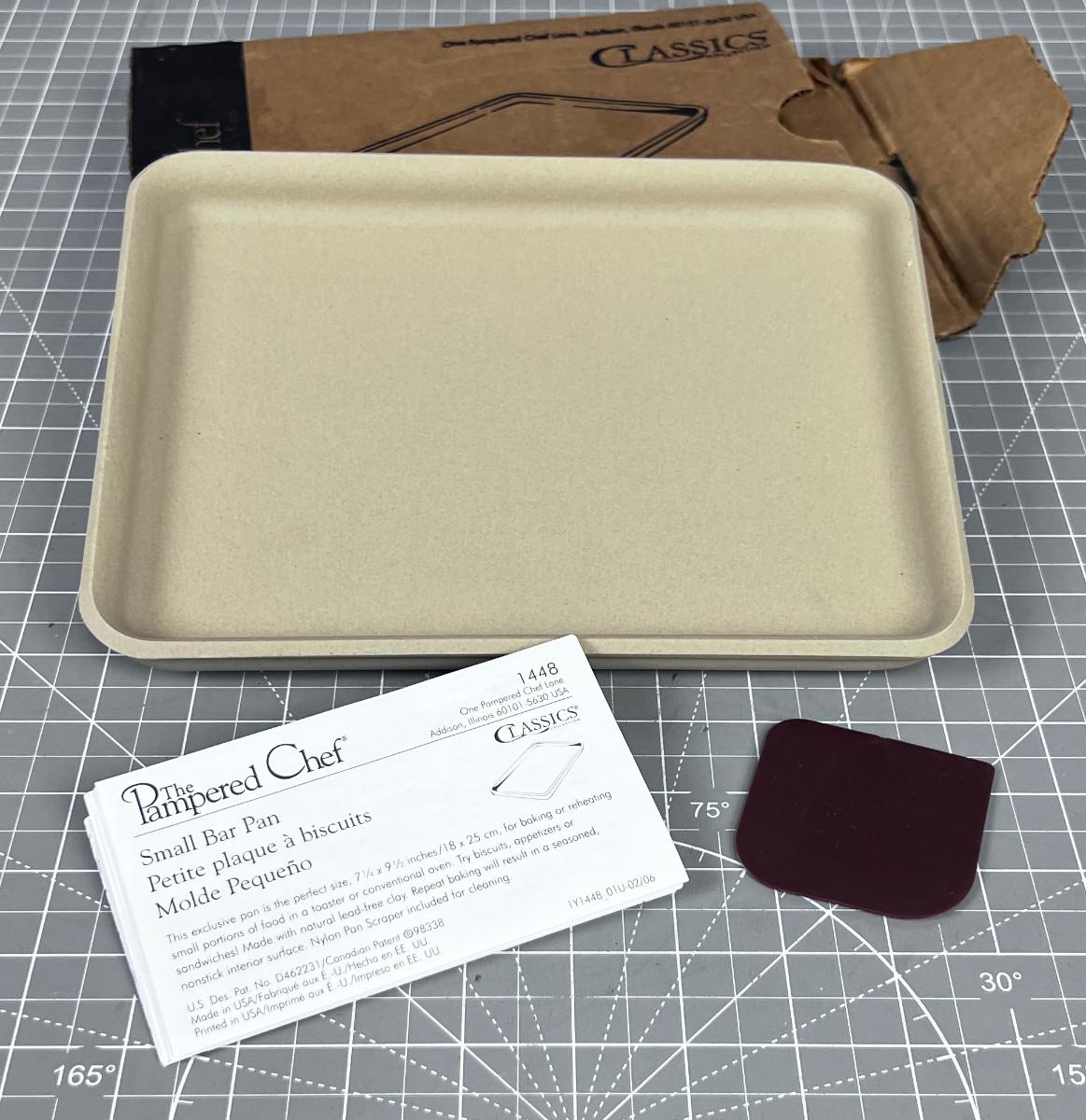 Pampered Chef Small Bar Pan
