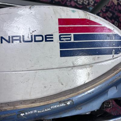 EVINRUDE Boat Motor