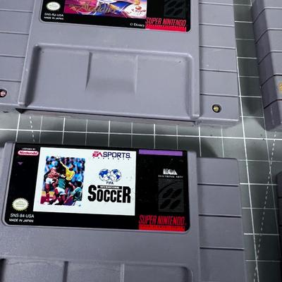 (6) Super Nintendo Cartridges, With Aladdin