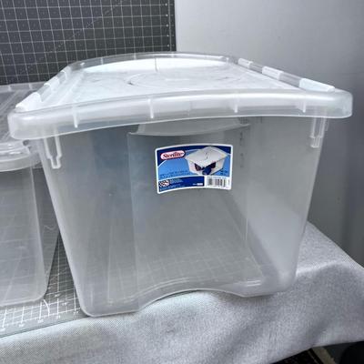 2 Clear Tubs