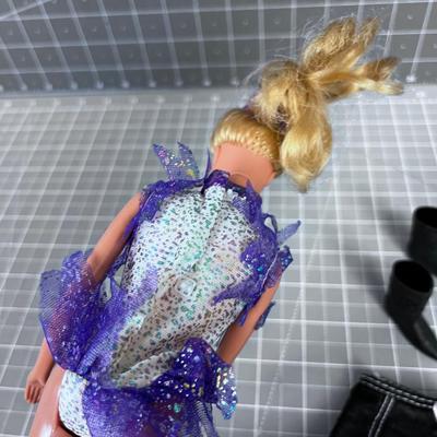 VINTAGE Barbie