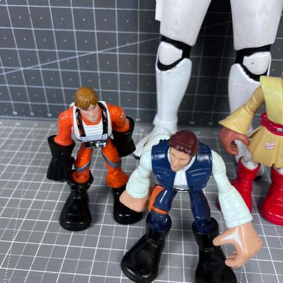 Star Wars Figurines (4)