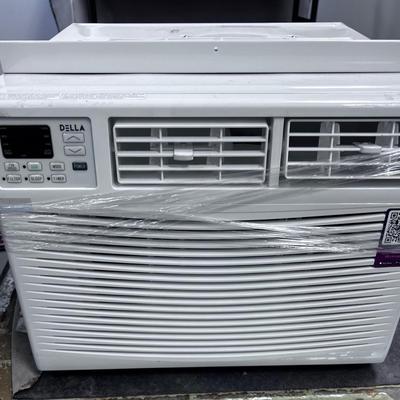 DELLA Window Air Conditioner WHITE
