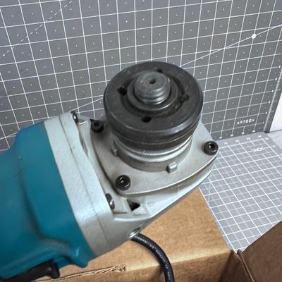 Makita 5" Angle Grinder