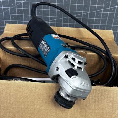 Makita 5" Angle Grinder