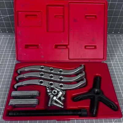 CRAFTSMAN Wheel Puller Set