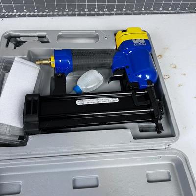WEN 2" Brad Nailer with Case