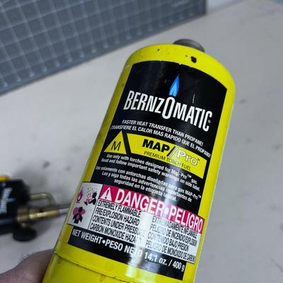 Benzomatic Torch with 1/2 of a Can of MATT Gas