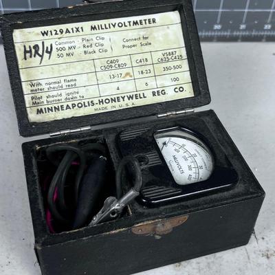 MILLI Volt Meter